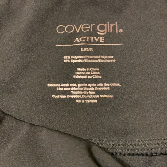 Cover girl active wear size large - Picture 2 of 6
